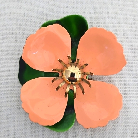 Sarah Coventry Jewelry - Sarah Coventry Large Flower Brooch